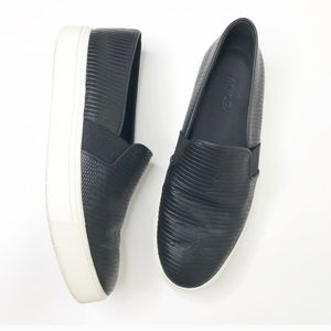 Vince - Blair Lizard embossed sneaker, sz 6.5